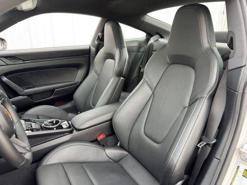 Used 2024 Porsche 911 Carrera T image 39