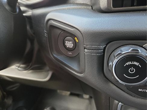 Used 2025 Jeep Wrangler Unlimited Rubicon 392 AWD/4WD image 21