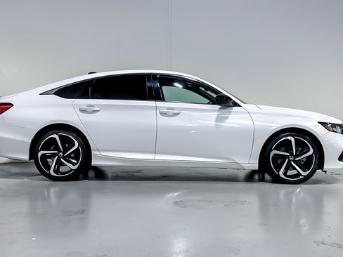 Used 2021 Honda Accord Sport image 7