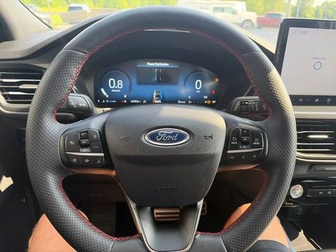 Used 2023 Ford Escape ST-Line Select w/ Tech Pack #2 AWD/4WD image 12