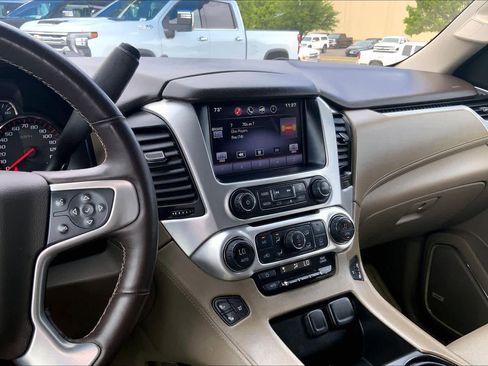 Used 2015 GMC Yukon XL SLT w/ Open Road Package image 7