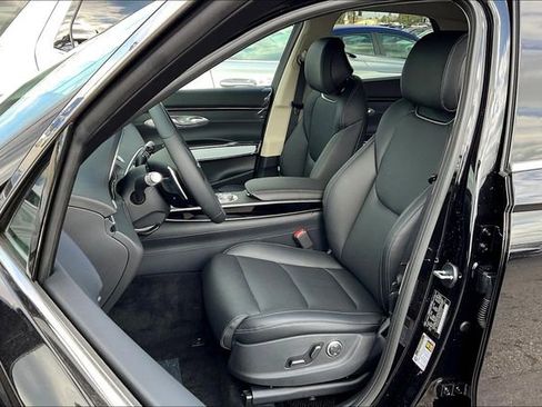 New 2025 Genesis GV70 2.5T image 9