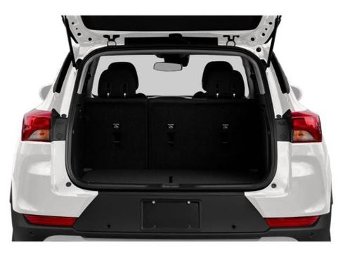 Used 2022 Chevrolet TrailBlazer LT FWD image 15