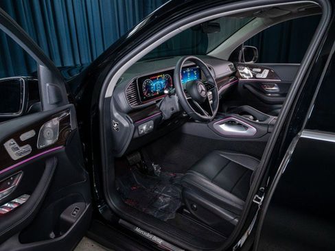 New 2026 Mercedes-Benz GLS 450 4MATIC image 11