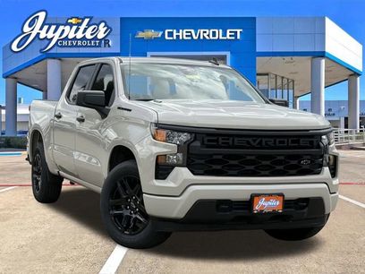 New 2026 Chevrolet Silverado 1500 Custom w/ LPO, Dark Essentials Package