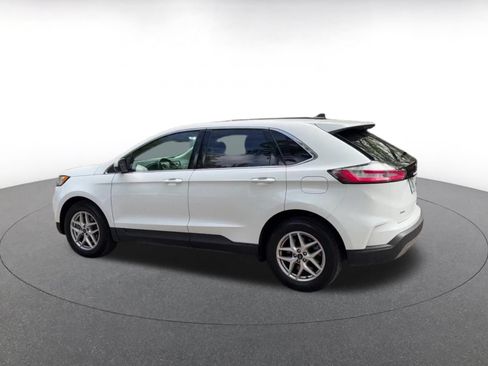 Used 2024 Ford Edge SEL AWD/4WD image 10