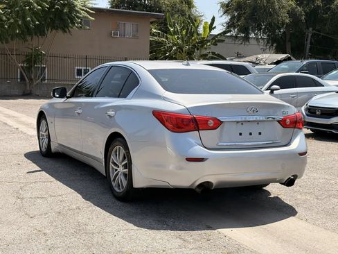 Used 2017 INFINITI Q50 3.0t Premium w/ 3.0T Premium Plus Package RWD image 2