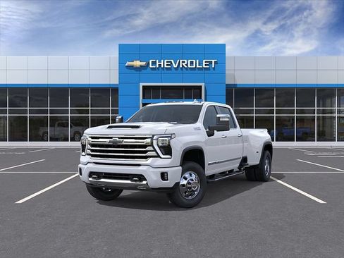 New 2026 Chevrolet Silverado 3500 High Country w/ High Country Premium Package AWD/4WD image 8