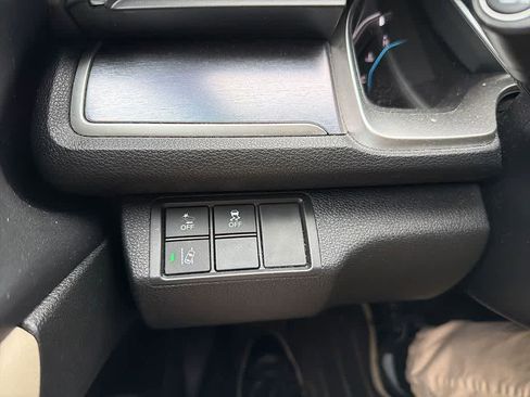 Used 2017 Honda Civic Touring image 17