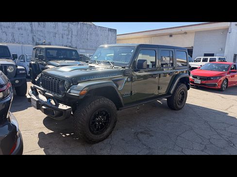 Used 2023 Jeep Wrangler Unlimited Rubicon 4xe AWD/4WD image 2
