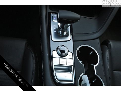 Used 2026 Genesis G70 2.5T RWD image 28