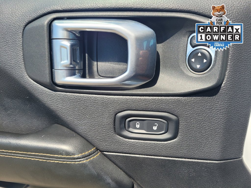 Used 2024 Jeep Wrangler Unlimited Sahara AWD/4WD image 18