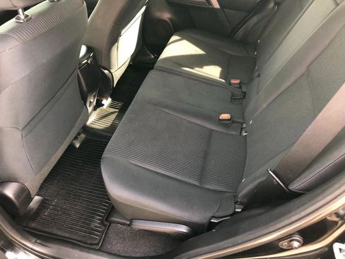 Used 2017 Toyota RAV4 LE image 26