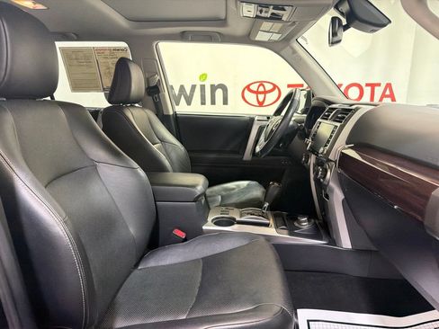 Used 2023 Toyota 4Runner Limited AWD/4WD image 12