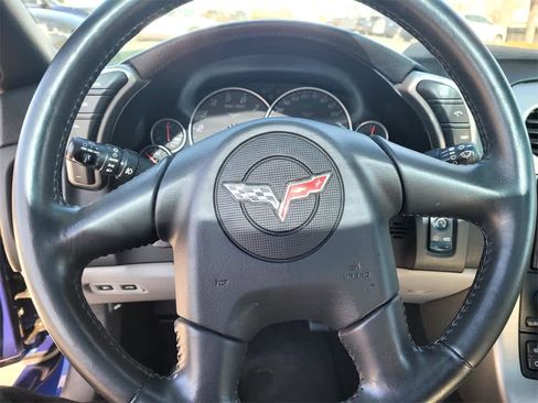 Used 2005 Chevrolet Corvette Coupe w/ Preferred Equipment Group image 21
