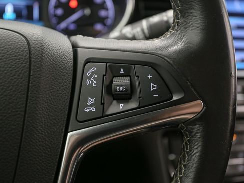 Used 2018 Buick Encore Preferred FWD image 35