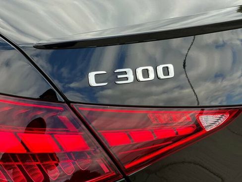 Used 2025 Mercedes-Benz C 300 Sedan image 35