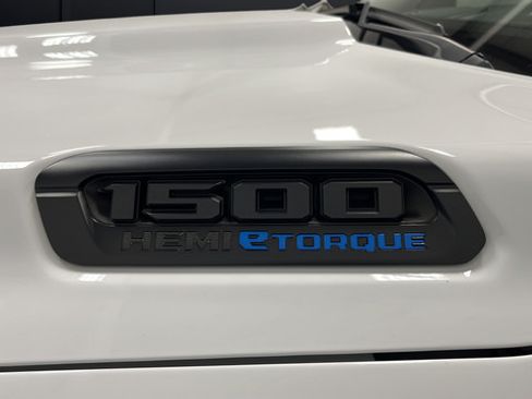 Used 2023 RAM 1500 Big Horn AWD/4WD image 36