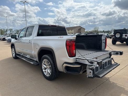 Used 2019 GMC Sierra 1500 SLT w/ SLT Premium Package image 7