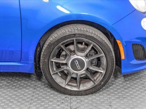 Used 2018 FIAT 500 Pop image 30