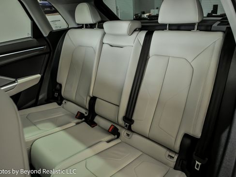 Used 2023 Audi Q3 2.0T Premium Plus image 27