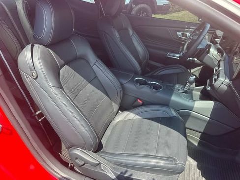 Used 2025 Ford Mustang GT Premium RWD image 23