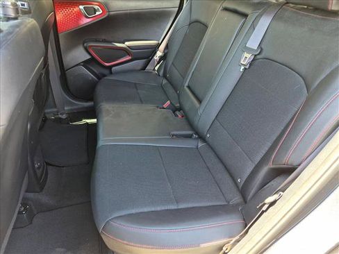 Used 2022 Kia Soul Turbo FWD image 17