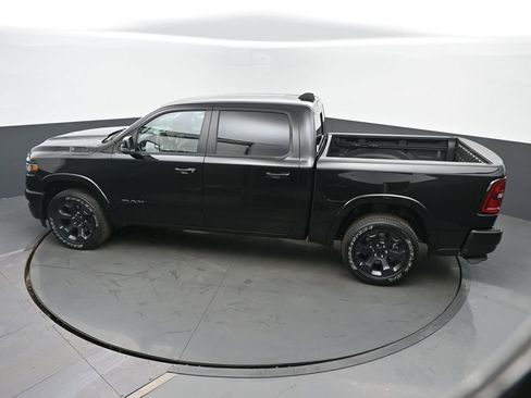 New 2026 RAM 1500 4x4 Crew Cab image 40