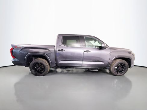Used 2022 Toyota Tundra SR5 image 11