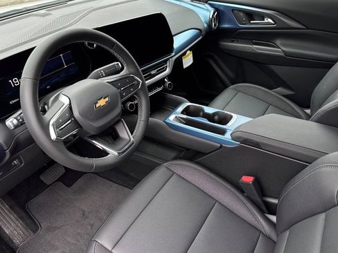 New 2026 Chevrolet Equinox EV LT image 10