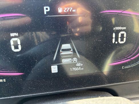 Certified 2024 Kia Sportage EX image 6