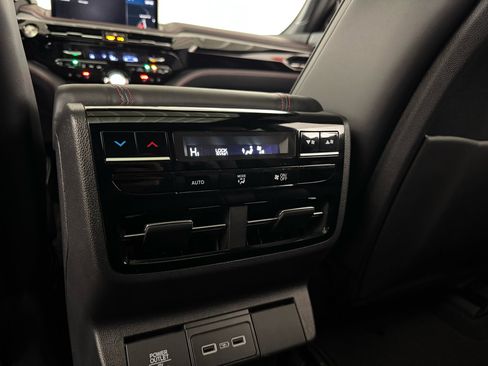 Used 2023 Acura MDX A-Spec image 35