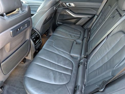 Used 2019 BMW X5 xDrive40i w/ Convenience Package image 27