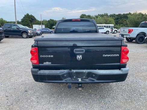 Used 2010 Dodge Dakota ST AWD/4WD image 7