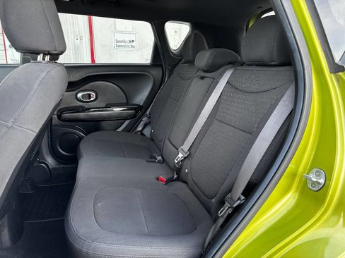 Used 2015 Kia Soul ! w/ Sun & Sound Package image 18