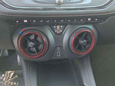 Used 2020 Chevrolet Blazer RS image 22