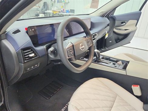 New 2026 Nissan Sentra SL w/ Floor Mat Package image 18