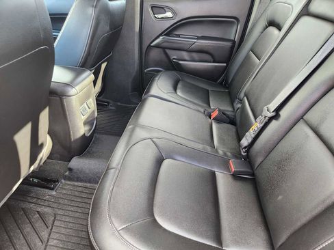 Used 2016 GMC Canyon SLT w/ Driver Alert Package image 9