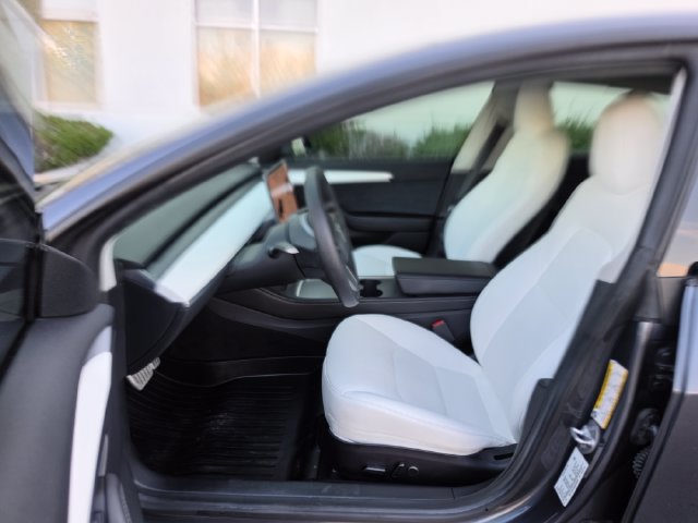 Used 2021 Tesla Model 3 Performance AWD/4WD image 18