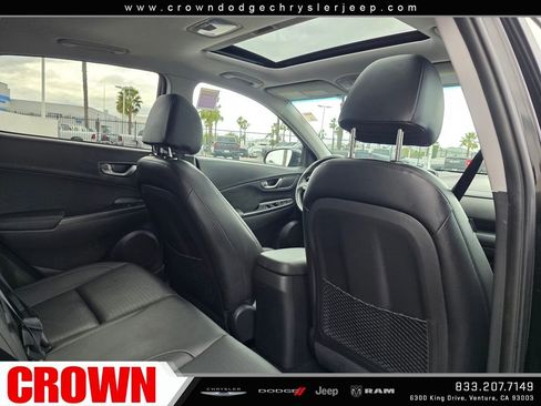 Used 2021 Hyundai Kona Limited w/ Cargo Package image 15