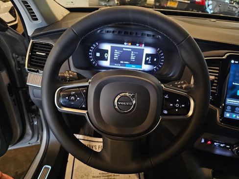 Certified 2023 Volvo XC90 B6 Ultimate w/ Protection Package Premier AWD/4WD image 20