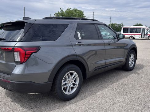 New 2026 Ford Explorer Active image 3