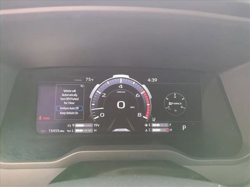 Used 2024 Toyota Tundra Limited AWD/4WD image 11