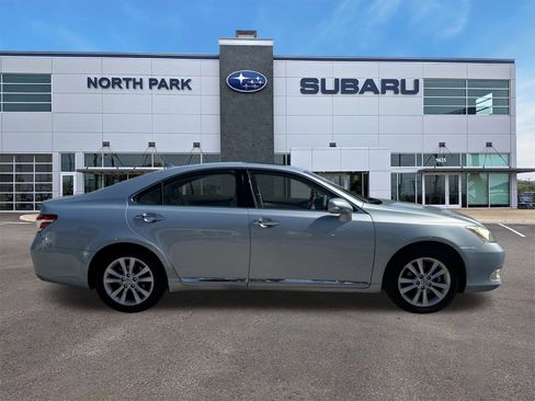 Used 2010 Lexus ES 350 image 2