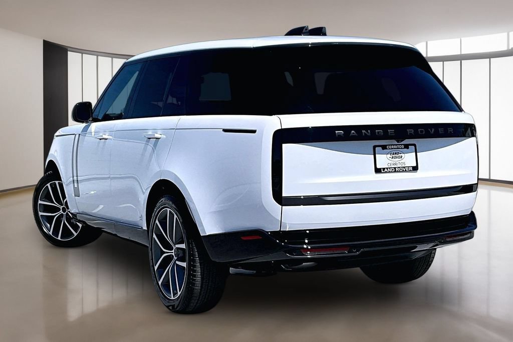 New 2026 Land Rover Range Rover SE AWD/4WD image 3