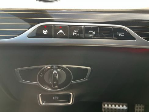 Used 2016 Mercedes-Benz S 550 4MATIC Sedan image 17
