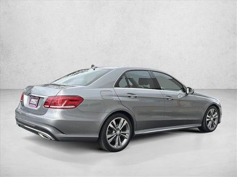 Used 2014 Mercedes-Benz E 350 Sedan image 5