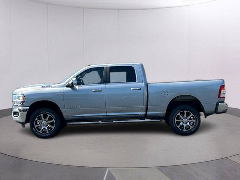 Used 2020 RAM 2500 Big Horn w/ Level 1 Equipment Group AWD/4WD image 2