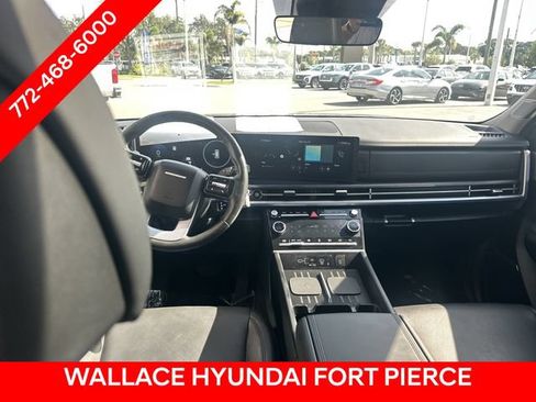 Used 2024 Hyundai Santa Fe Limited AWD/4WD image 15