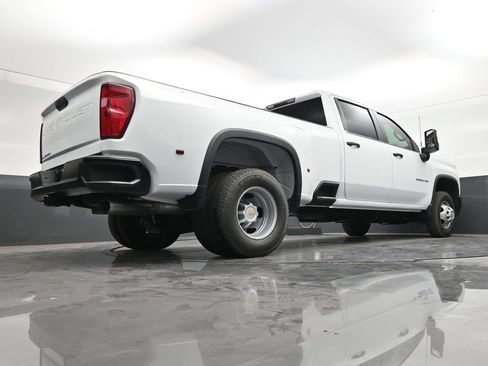 Used 2026 Chevrolet Silverado 3500 W/T AWD/4WD image 23